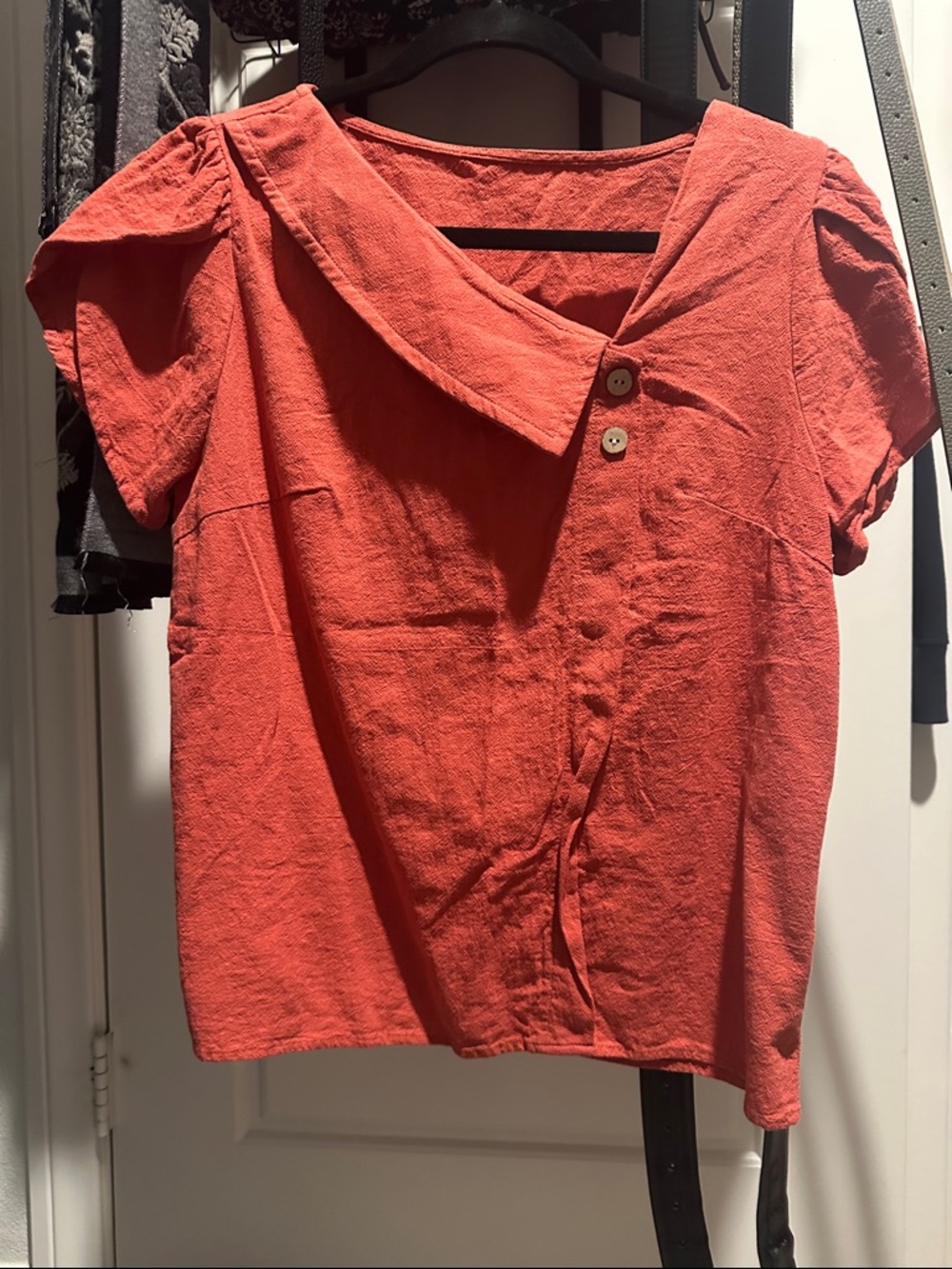 SHEIN Coral-Red Short Sleeve Button Accent Blouse